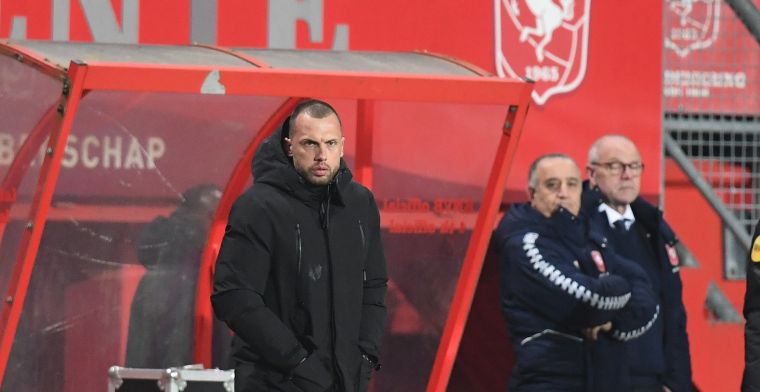 Heitinga ziet belangrijke Ajax-opdrachten: 'Moeten connectie met fans gaan hebben'