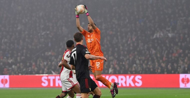 Van Hooijdonk prijst Ajax-lichtpuntje: 'Hij maakt een goede indruk op mij'