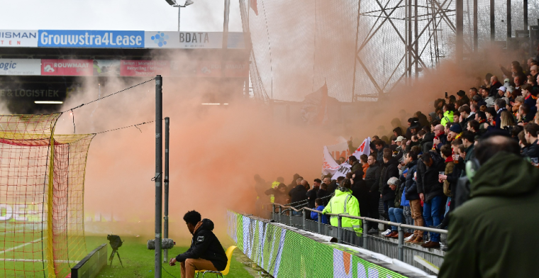 Scheidsrechter legt Go Ahead - FC Twente stil: 'Het moet wel veilig zijn'