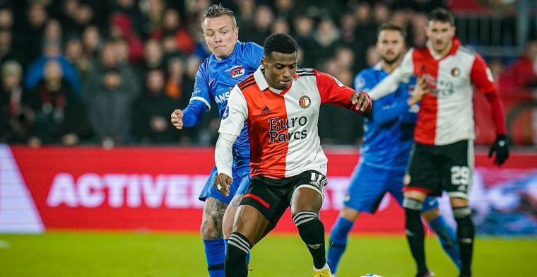 Van Hanegem ziet 'één van beste Feyenoord-spelers' worstelen: 'Laat het niet zien'