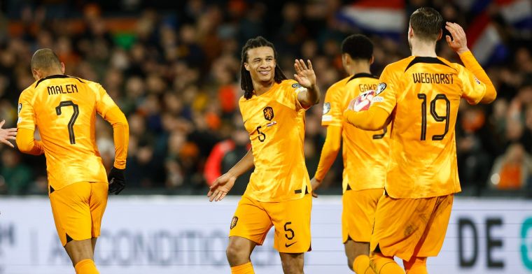 Oranje neemt twijfels niet weg en wint 'maar' met 3-0 van tien man van Gibraltar