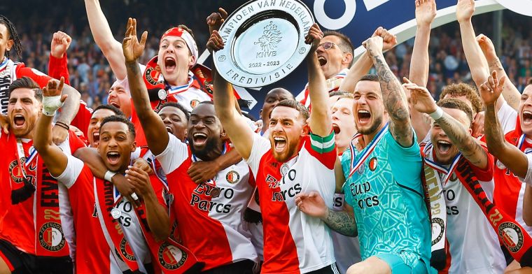 Sneijder en Kieft eensgezind over Feyenoord-feest: 'Dat is een verschil met Ajax'