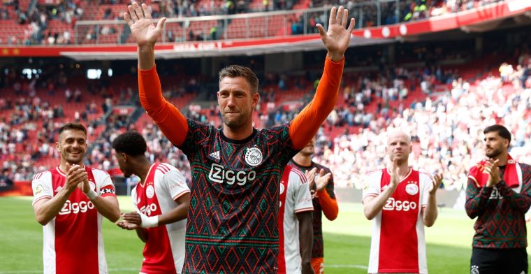 Stekelenburg legt na Ajax-afscheid uit waarom hij stopt: 'Wist dat 'ie ging komen'