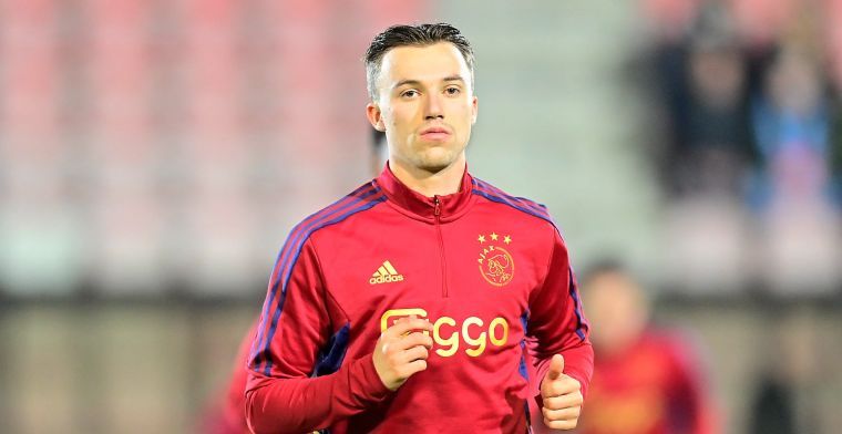 'Ajax ziet multifunctionele speler vertrekken: eerste zomeraanwinst voor Twente'