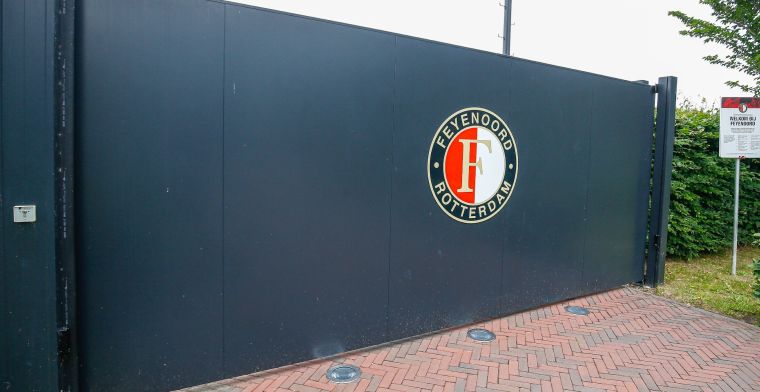 Feyenoord deelt na twee seizoenen profcontract uit in jeugd: 'Groot compliment'