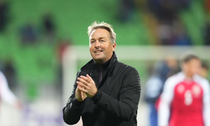 Ex-Ajax-coach Olsen positief over geruchten: 'Door prestaties en kijk op voetbal'