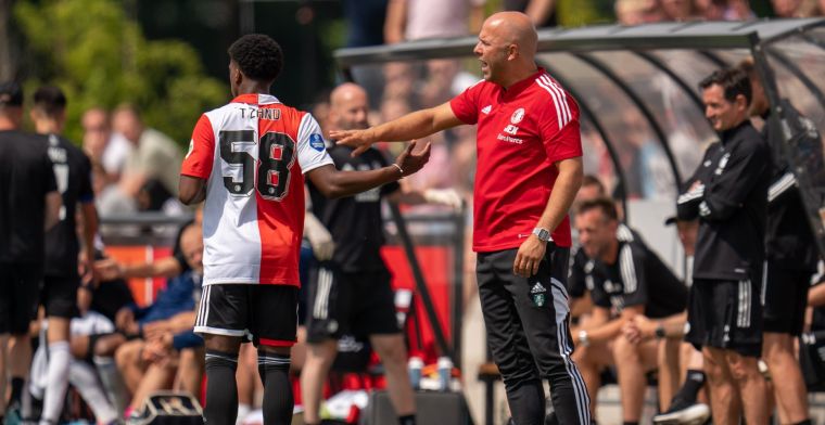 'Feyenoord stuurt vierde en laatste speler op huurbasis richting FC Dordrecht'