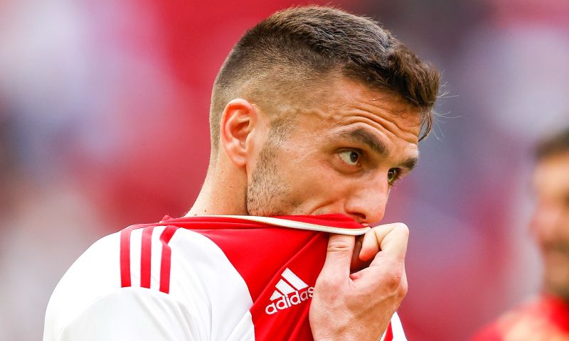 Eredivisie nieuws: Geruchten rond vertrek Tadic ontkracht: 'Ik heb het intern bij mensen nagevraagd'