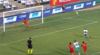 Die gaat naar de maan: Ward-Prowse (Southampton) schiet penalty bizar hoog over