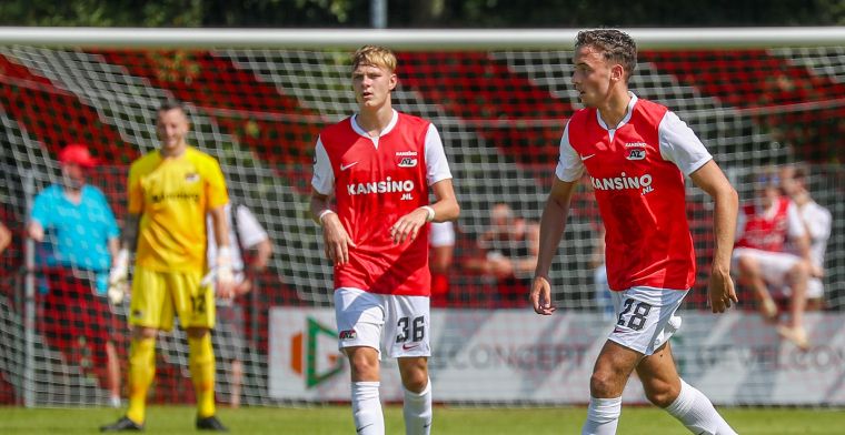 AZ sluit dag na contractverlenging huurdeal met PEC: 'Wil spelen in de Eredivisie'