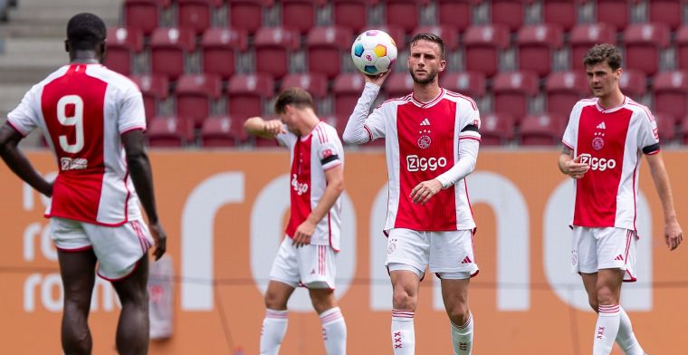 Ochtendkranten: 'Ajax volledig de weg kwijt, PSV oogt fris, Feyenoord vastberaden'