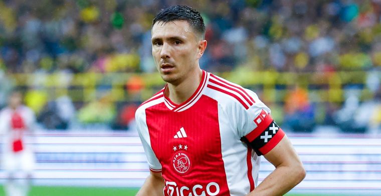 Van Bommel kan transfer vergeten: 'Moeten respecteren dat Ajax hem niet kwijt wil'