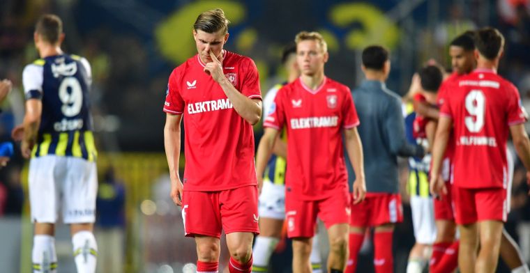 Kranten zien FC Twente onderuitgaan na 'deceptie' en AZ 'worstelen' tegen Brann