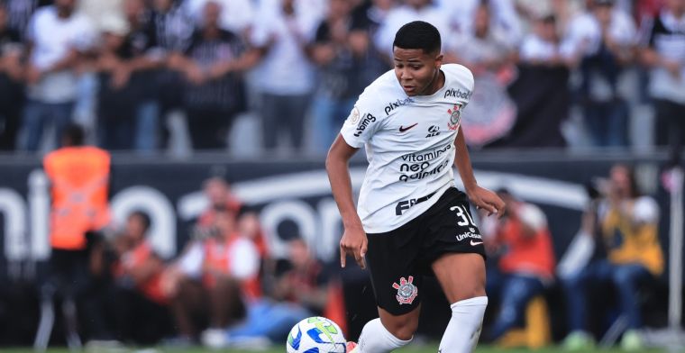 Braziliaanse geruchten: Ajax heeft Corinthians-talent op de korrel
