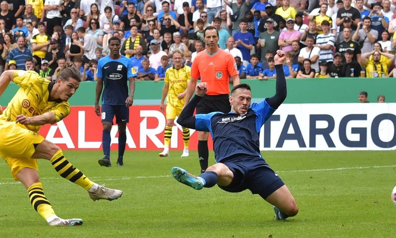 Borussia Dortmund nieuwe koploper na winst bij Hoffenheim (gesloten)