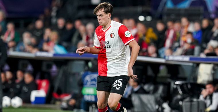 Supertalent van Feyenoord (17) breekt door: 'Beetje bang dat het te snel gaat'