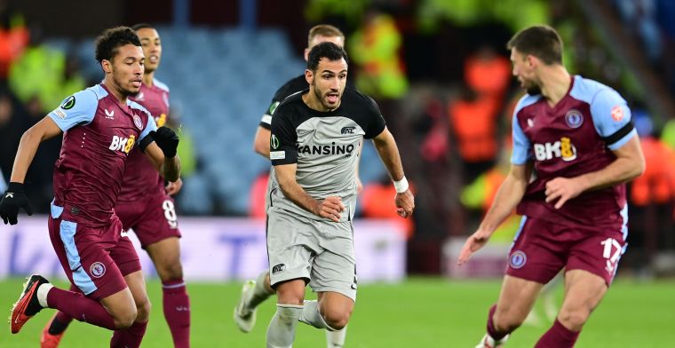Zuur verlies tegen Aston Villa brengt AZ op rand van uitschakeling