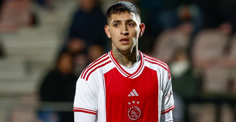 Ajax-vertrek lonkt: 'Als er één aankoop in aanmerking komt voor een transfer...'