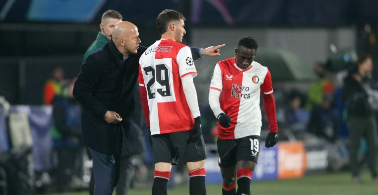 'Je ziet dat Arne Slot erg ontevreden is, Feyenoord krijgt dat niet voor elkaar'