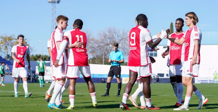 Brobbey en Bergwijn helpen beoogde Ajax-basis in herkansing langs Hannover 96