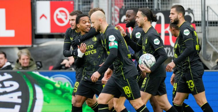 Feyenoord verstevigt tweede plek met zege bij AZ, maar verliest emotionele Bijlow