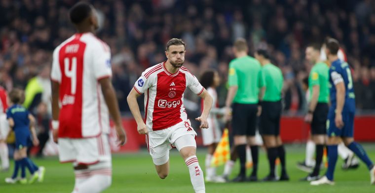 Henderson onder indruk bij Ajax: 'Bizar hoe jong hij is en hoe volwassen hij oogt'