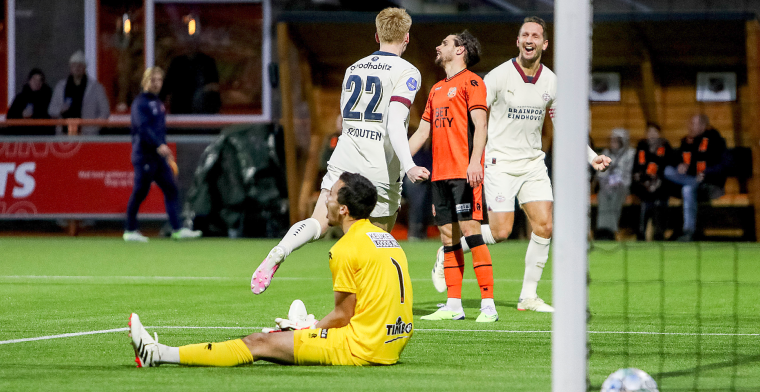 PSV herpakt zich na vroege achterstand en walst over FC Volendam heen