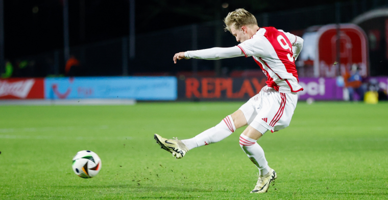 Rijkhoff heeft veel aan één Ajax-teamgenoot in bijzonder: 'Mijn grote vriend'