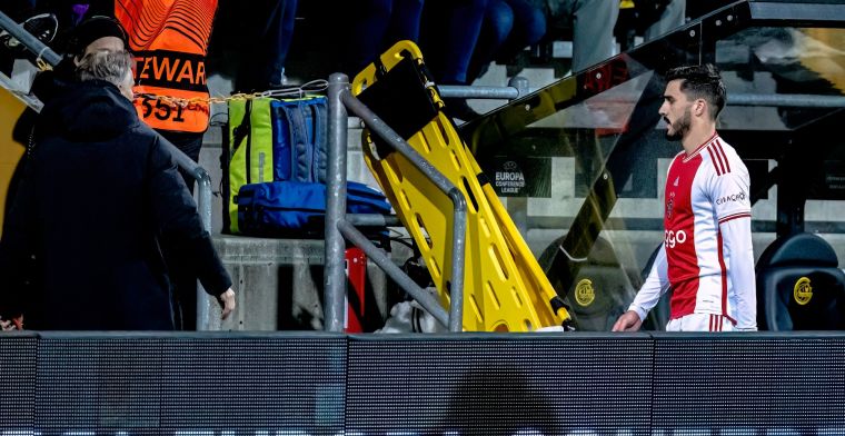 Sutalo maakt na Ajax-ontsnapping excuses voor rode kaart: 'Het spijt me echt'