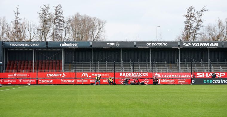 Feyenoord compenseert supporters Almere-uit na vergissing busmaatschappij