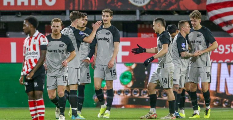 AZ geeft zege op Ajax geen passend vervolg: puntendeling in Rotterdam