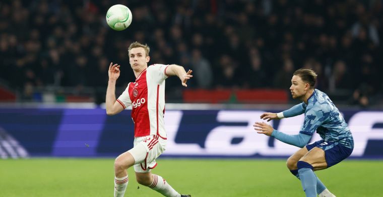Mannsverk zag Ajax Villa tactisch afbluffen: 'Je zag het aan hun lichaamstaal'