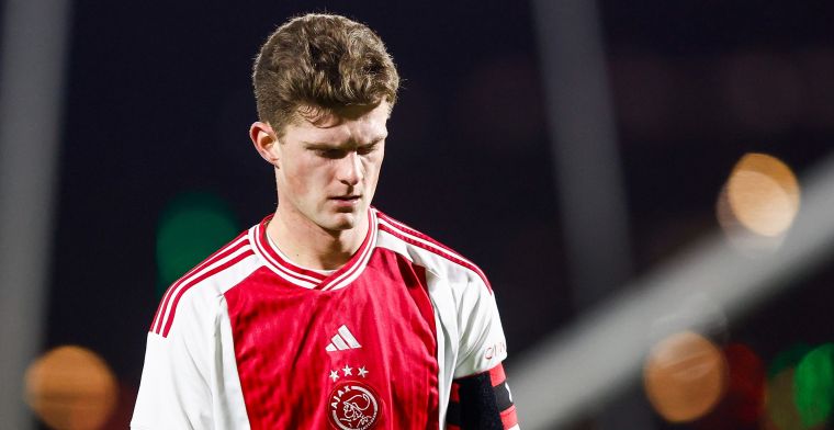 Ajax ziet twee beloftespelers uitvallen: forse knieblessures, einde seizoen