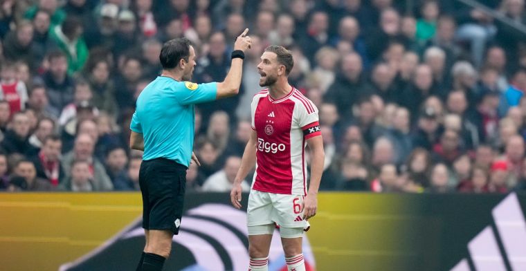 Nijhuis clasht met Henderson: 'Kom op, voetballen man!'