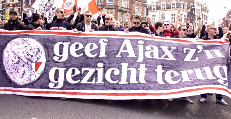 Buitenspel: Ajax-supporters roepen online om terugkeer oude logo