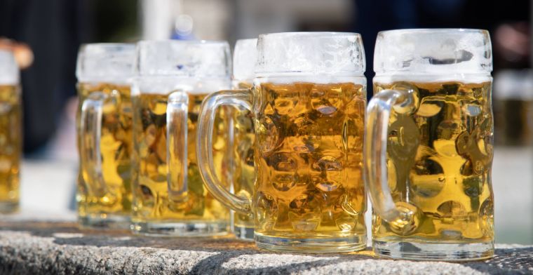 Verenigd Koninkrijk waarschuwt fans Engeland en Schotland voor Duits bier