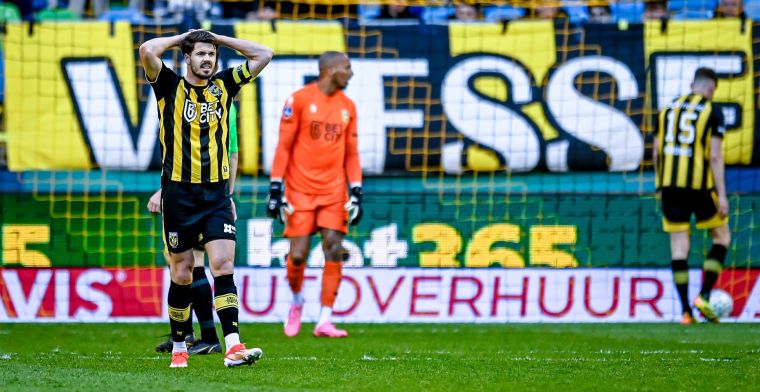 Vitesse is ook tegen Sparta kansloos en zakt verder degradatiemoeras in