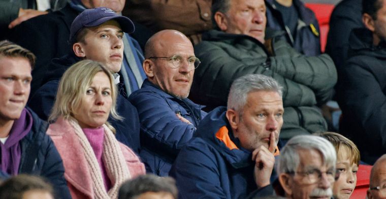 Kroes aanwezig bij Ajax - Go Ahead Eagles, geschorste directeur is 'strijdbaar'