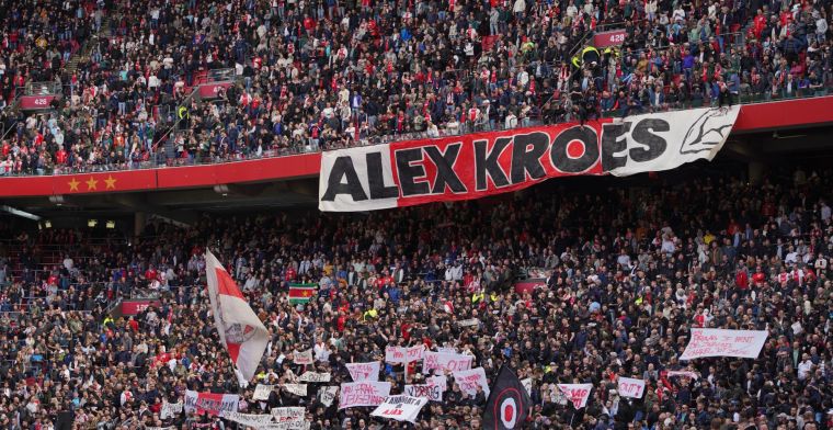 Felle protesten van Ajax-fans in Johan Cruijff ArenA: 'Kroes in, Van Praag out'
