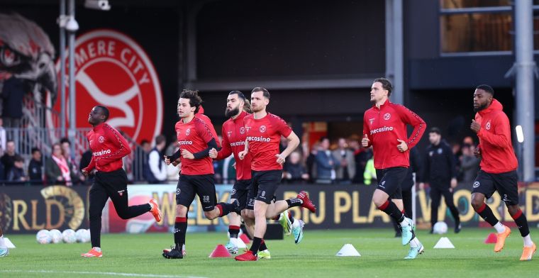Ajax en Feyenoord moeten oppassen: namen van assistenten vallen in Almere