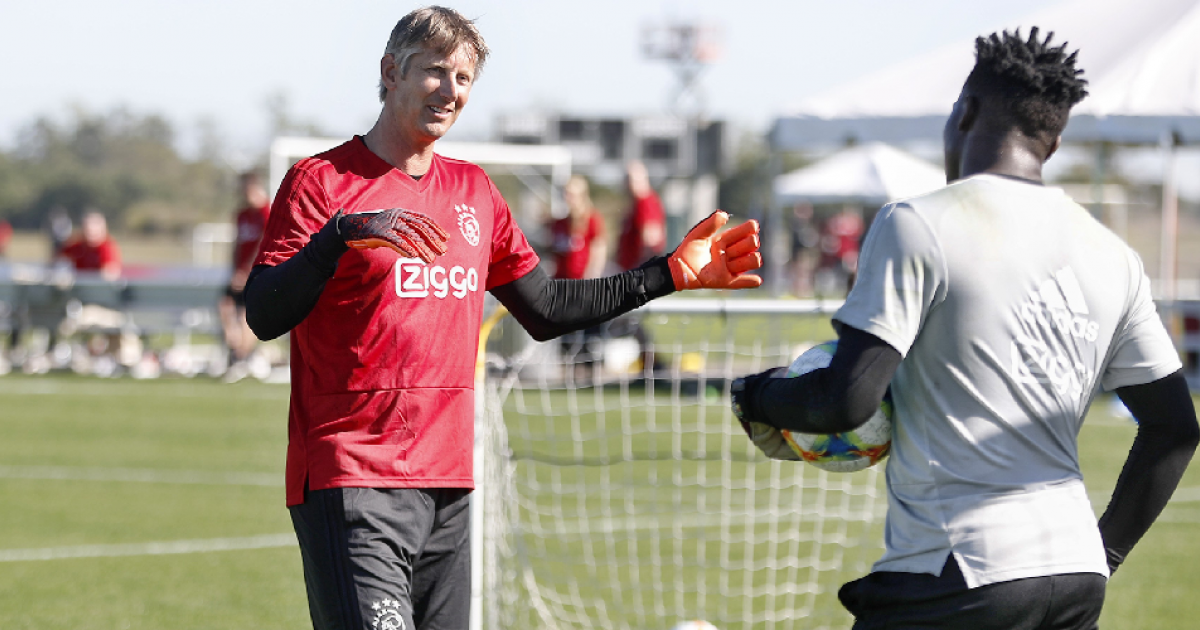 Ajax en Onana wisten het al twee maanden, fout kwam aan het licht in de badkamer Voetbalprimeur
