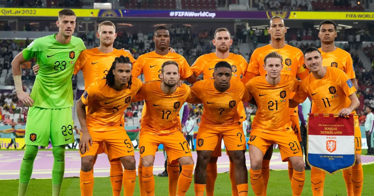 Spelersrapport: De Jong Noppert verlossen Oranje, dissonanten -
