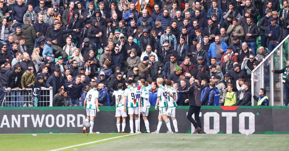 'Nieuw dieptepunt' bij FC Groningen: 'Waanzin, waar gaat dit nog over?'