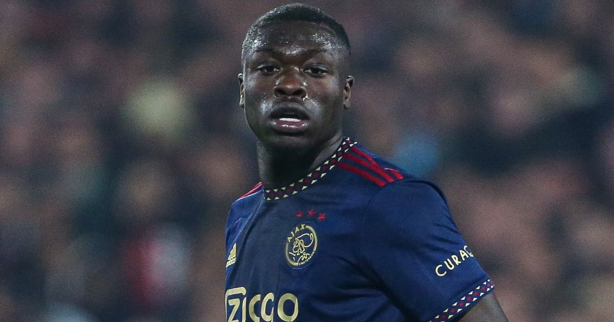 “Marco van Basten Criticizes Ajax’s Decision to Buy Back Brian Brobbey in Rondo Discussion”