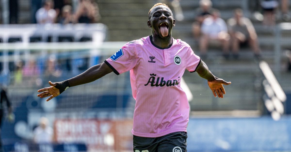 Feyenoord strengthens squad with rental of Gambian striker Yankuba Minteh from Newcastle United