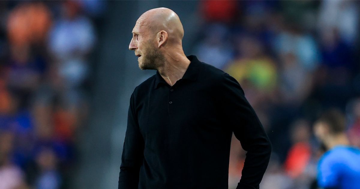 FC Utrecht Wishlist: Ron Jans, Jaap Stam, and Fred Rutten Considered for Head Coach