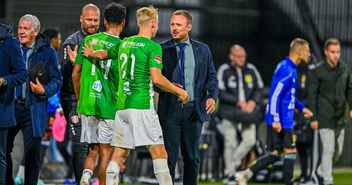 FC Dordrecht Coach Michele Santoni: Potential Successor to Marino Pusic at Feyenoord